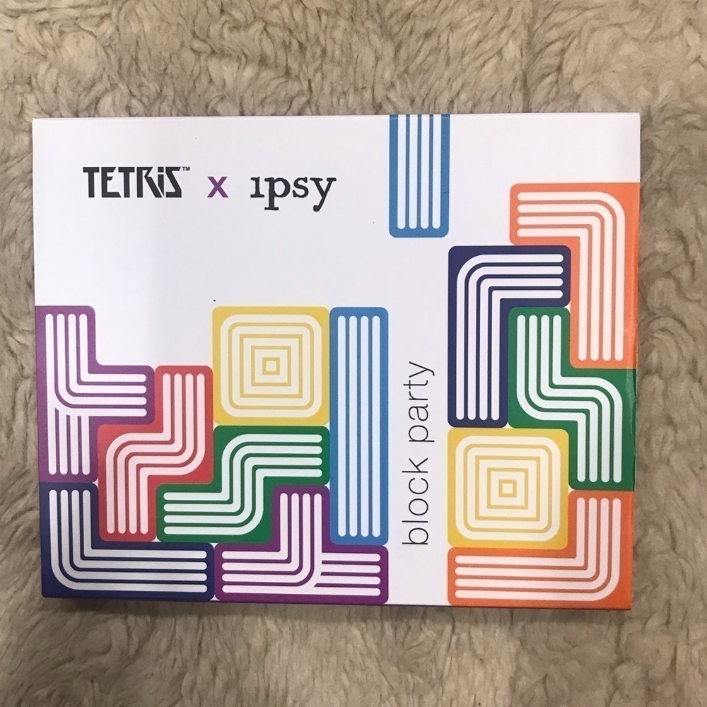 3 for $20 Tetris x Ipsy Game On eyeshadow palette